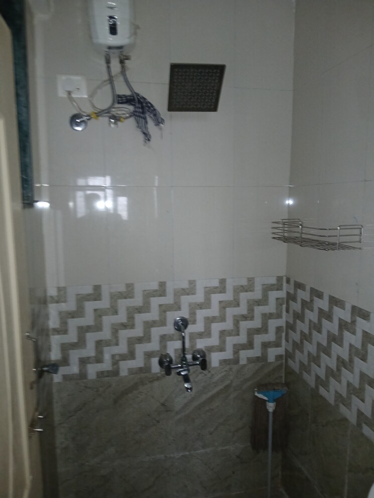 Bathroom, mhada-apartments-shastri-nagar 1 Bedroom 550 Sq.Ft. Apartment In Goregaon West Mumbai 9508939