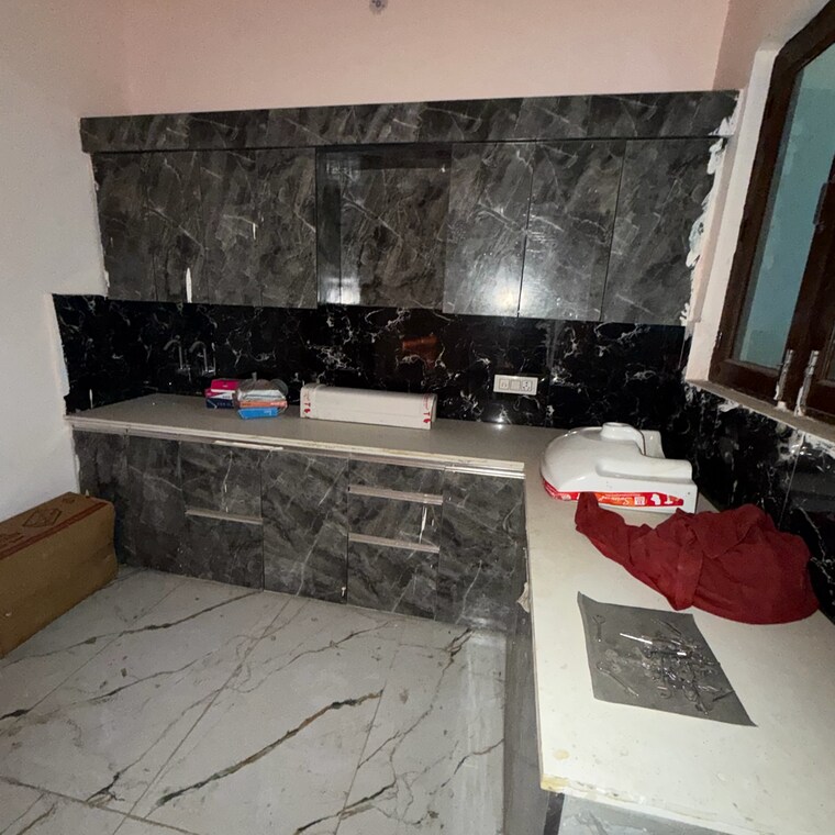 Team Area, modipuram 3 Bedroom 114 Sq.Yd. Villa In Modipuram Meerut 9508949