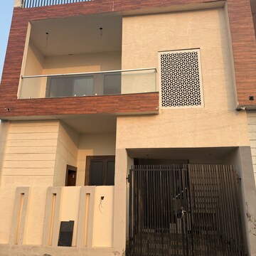 3 BHK Villa – Exterior View View at Modipuram - for Sale