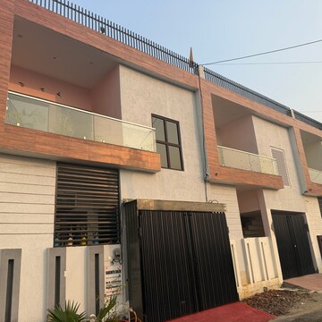 3 BHK Villa – Exterior View View at Modipuram - for Sale