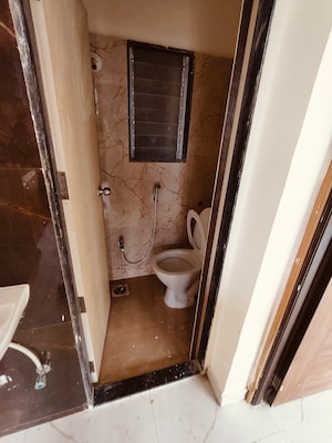 Furnished Amenities in 1 BHK Apartment at Sky Avenue, Nalasopara West – for Rent