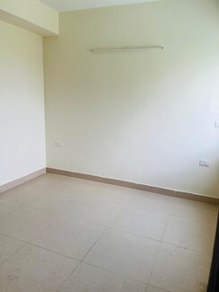 2 BHK Apartment For Sale in Signature The Serenas