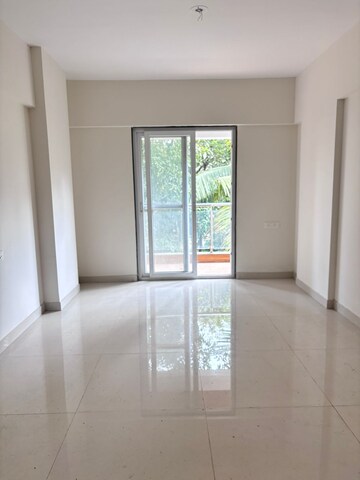 Room in 3 BHK Apartment at Kothrud – for Sale