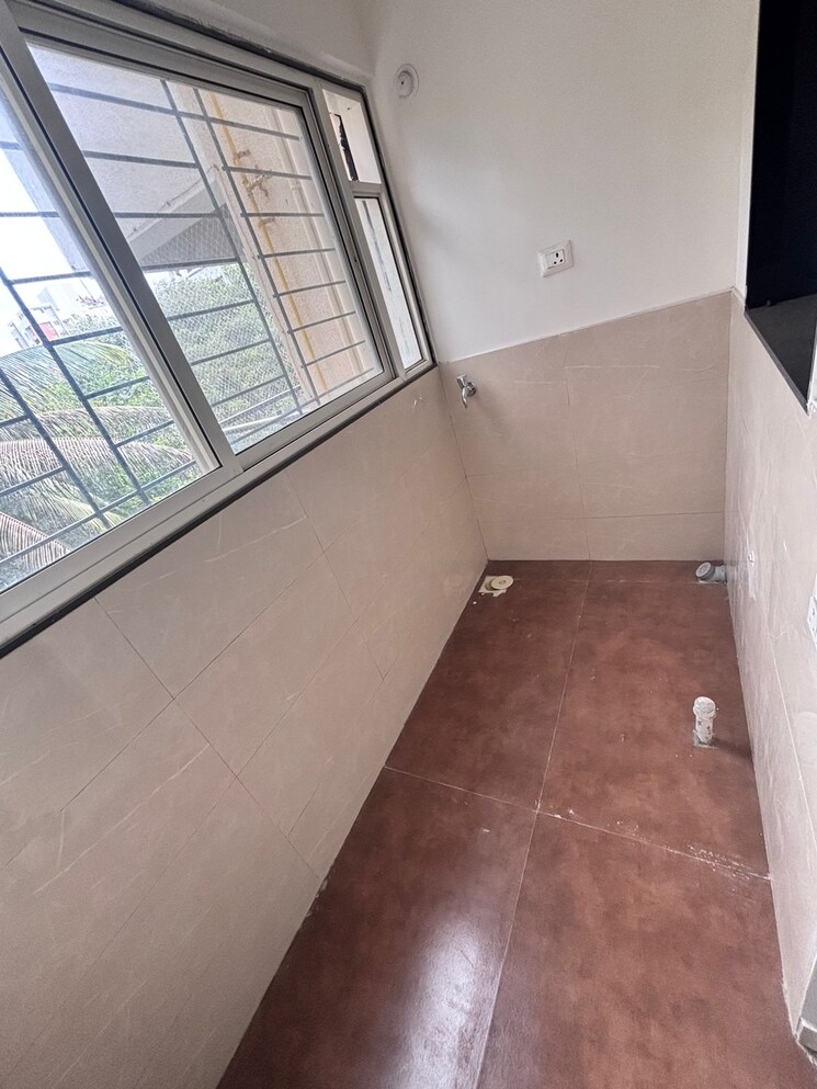 Balcony, kothrud 3 Bedroom 1350 Sq.Ft. Apartment In Kothrud Pune 9508976