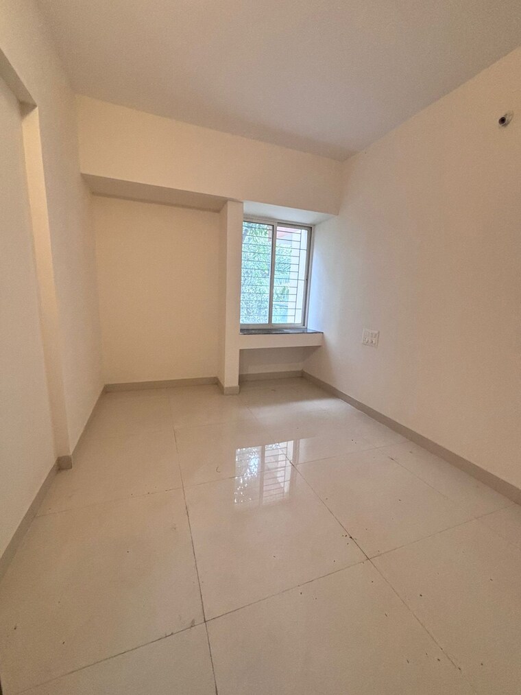 Room, kothrud 3 Bedroom 1350 Sq.Ft. Apartment In Kothrud Pune 9508976