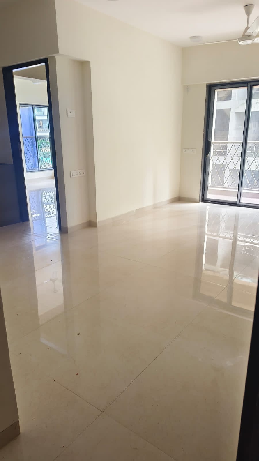 1 BHK + Extra Room 442 Sq.Ft. Apartment in Sheth Irene