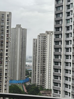 2 BHK Apartment – Exterior View View at Kalpataru Paramount, Kapur Bawdi - for Sale