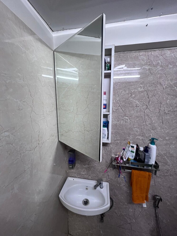 Bathroom, sethia-sea-view 1 Bedroom 381 Sq.Ft. Apartment In Goregaon West Mumbai 9508992