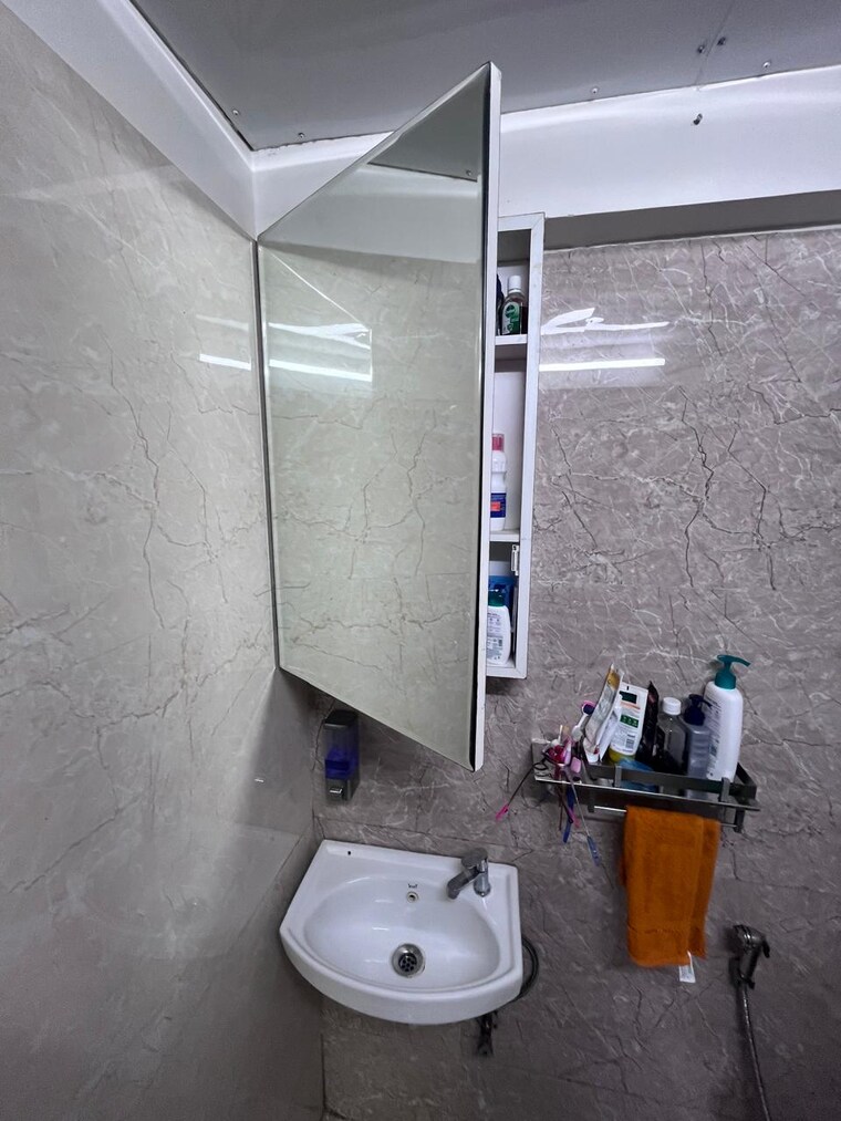 Bathroom, sethia-sea-view 1 Bedroom 381 Sq.Ft. Apartment In Goregaon West Mumbai 9508992