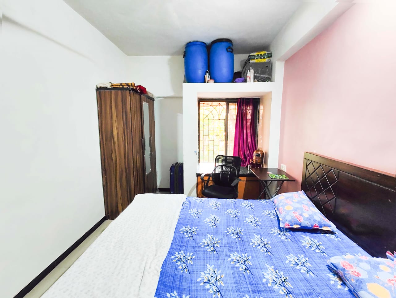 1 BHK + Pooja Room Apartment For Sale in Raheja Complex 