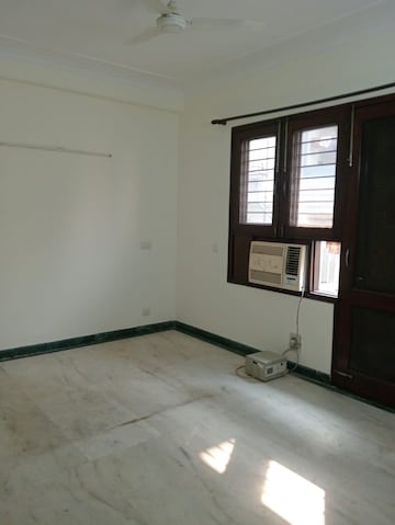 2 BHK Apartment For Rent in Capital Royal Casa, Gms Road