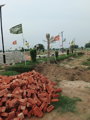  Plot – Exterior View View at Sector 17a Yamuna Expressway - for Sale