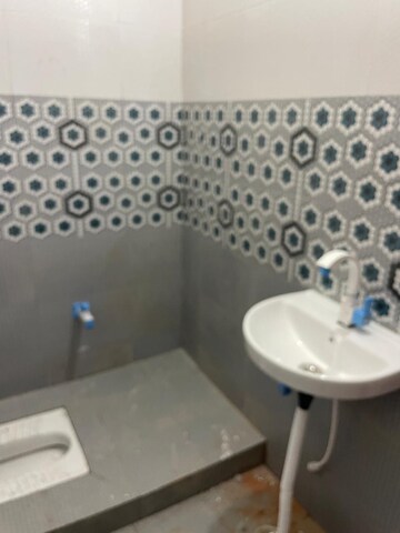 Bathroom in 2 BHK Villa at Indira Nagar – for Rent