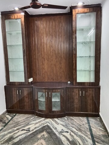 Room in 2 BHK Builder Floor at Dwarka Mor – for Sale