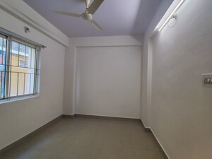 Room in 2 BHK Apartment at Sg Palya – for Rent