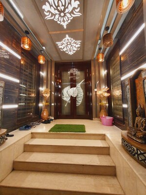 Gym in 2 BHK Builder Floor at Sector 14 – for Rent