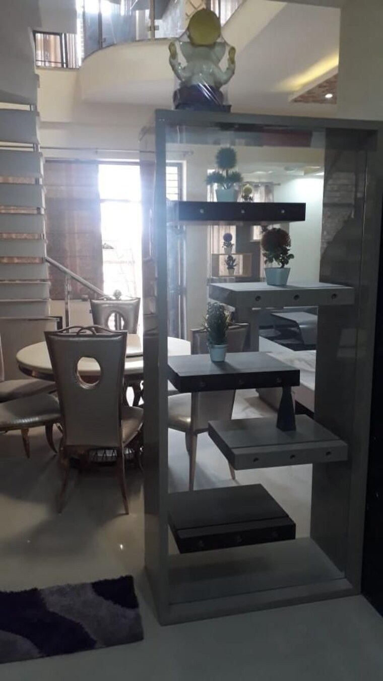 Team Area, pallav puram phase 2 3 Bedroom 1200 Sq.Ft. Builder Floor In Pallav Puram Phase 2 Meerut 9509052