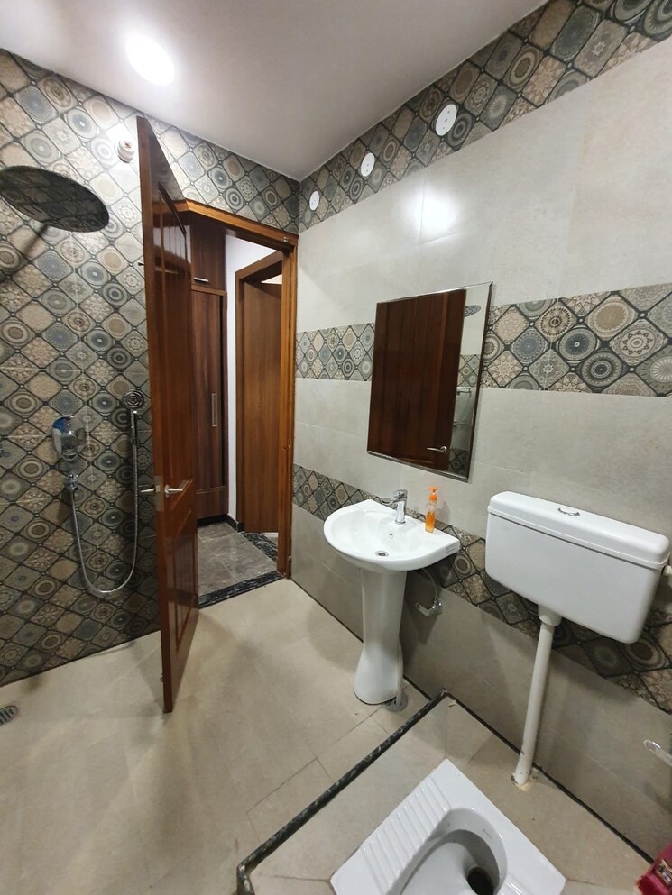 Living Room, sector 15 2 Bedroom 280 Sq.Yd. Builder Floor In Sector 15 Hisar 9509062