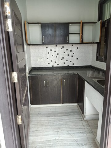 Kitchen in 2.5 BHK Builder Floor at Sector 15 – for Rent