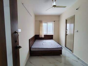 Bedroom in 1 BHK Apartment at Btm Layout – for Rent