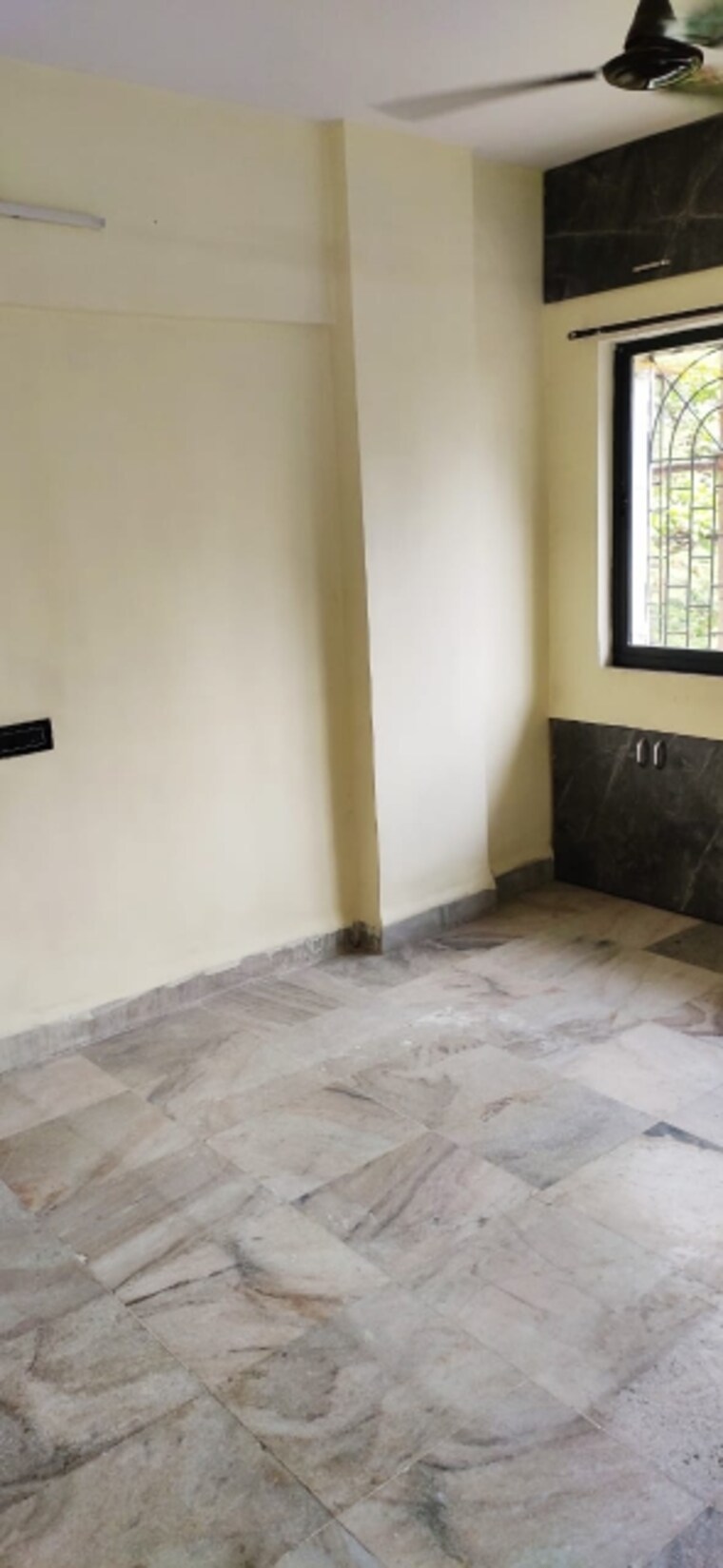 Room, sahayog-complex 1 Bedroom 470 Sq.Ft. Apartment In Manpada Thane 9509076