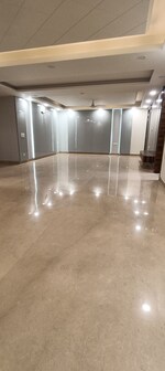 4 BHK + Pooja Room 2800 Sq.Ft. Builder Floor in Vivek Vihar 