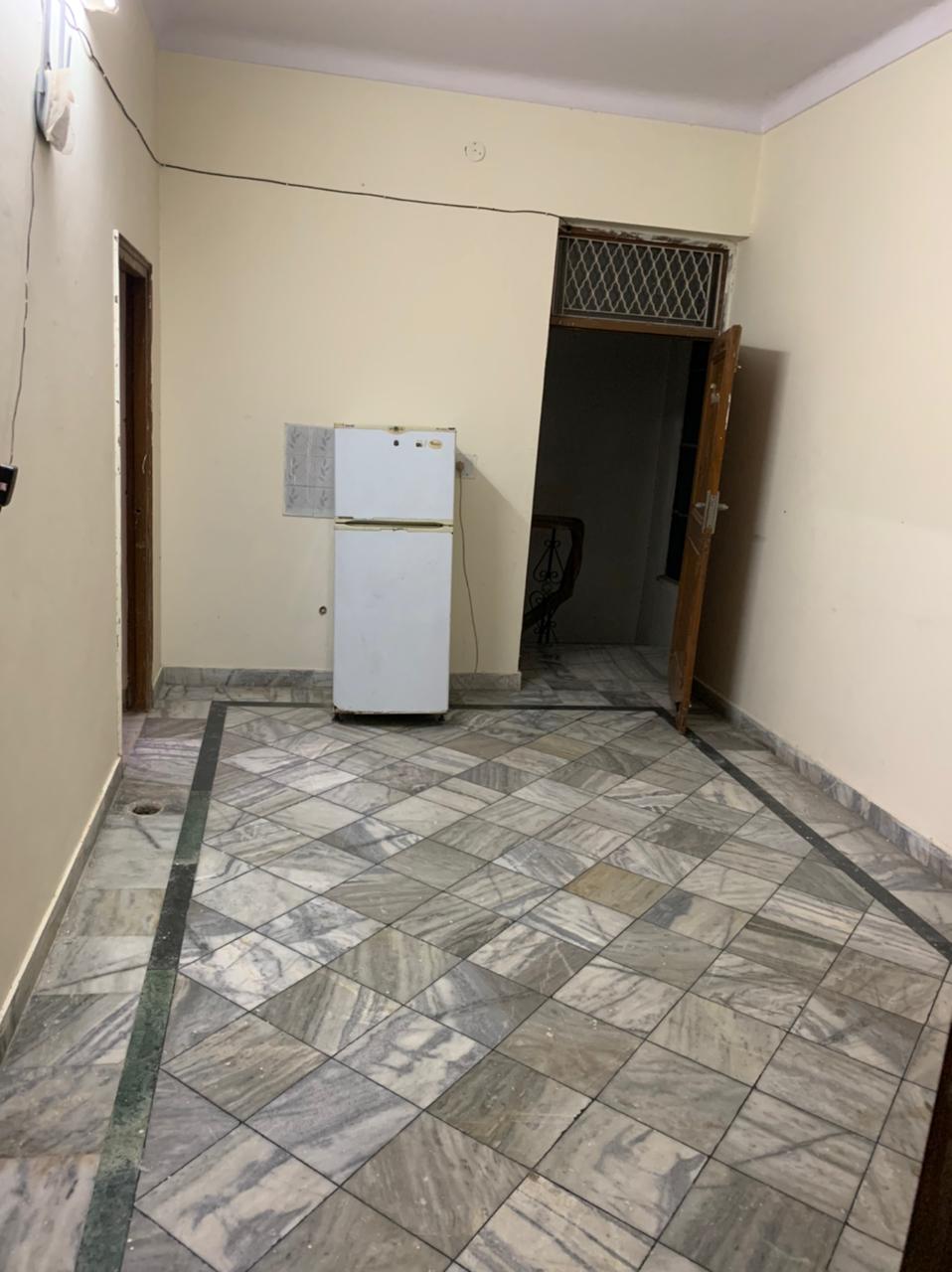 3.5 BHK + Pooja Room Builder Floor For Rent in Sector 15