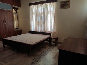 Bedroom in 3.5 BHK Builder Floor at Sector 15 – for Rent
