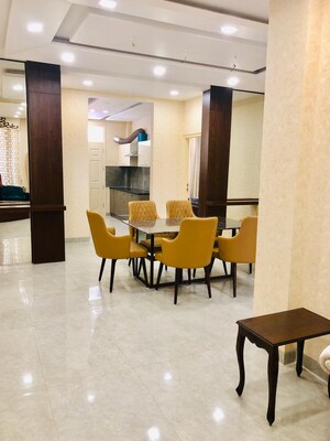 Team Area in 3 BHK Builder Floor at Sector 113 – for Sale