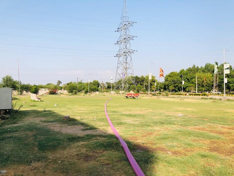 Garden, sector 113 3 Bedroom 2043 Sq.Ft. Builder Floor In Sector 113 Mohali 9509080