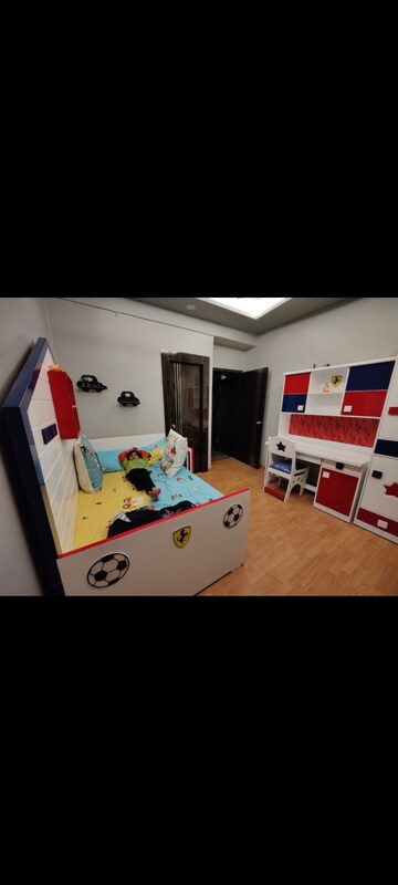 Master Bedroom in 6+ BHK Penthouse at Omkar Royal Nest, Tech Zone 4 Greater Noida – for Rent