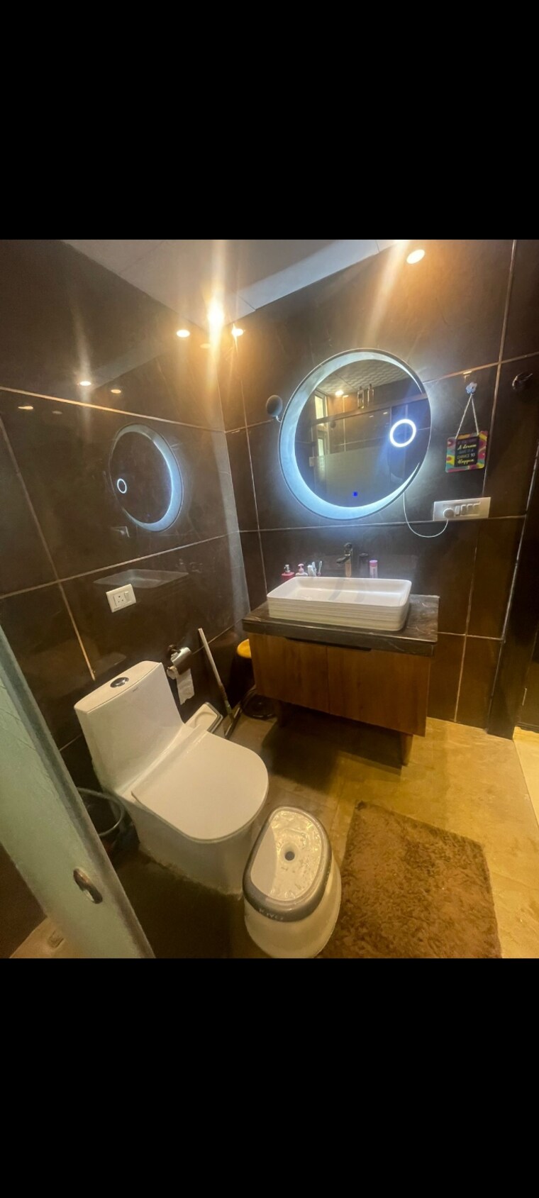 Bathroom, omkar-royal-nest 6+ Bedroom 3500 Sq.Ft. Penthouse In Tech Zone 4 Greater Noida Greater Noida 9509092