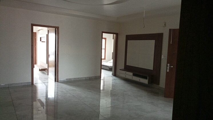 Room, sector 9 3 Bedroom 260 Sq.Ft. Builder Floor In Sector 9 Hisar 9509093