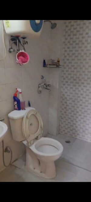 Bathroom in 2.5 BHK Apartment at Eros Sampoornam, Sector 2 Greater Noida – for Sale