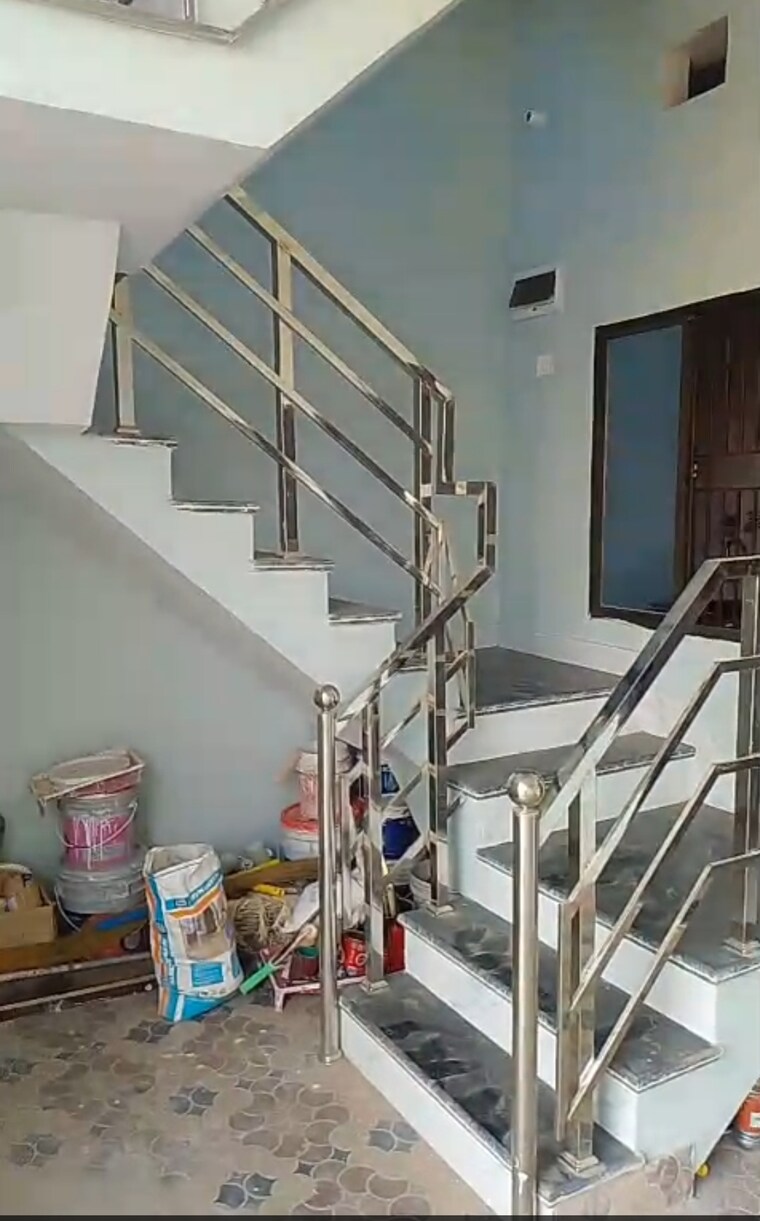 undefined, amara khaira chak 4 Bedroom 720 Sq.Ft. Independent House In Amara Khaira Chak Varanasi 9509123