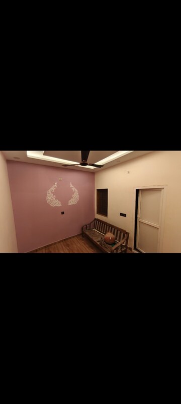 Room in 2 BHK Builder Floor at Soho Awas Apartments, Gyan Khand I – for Rent