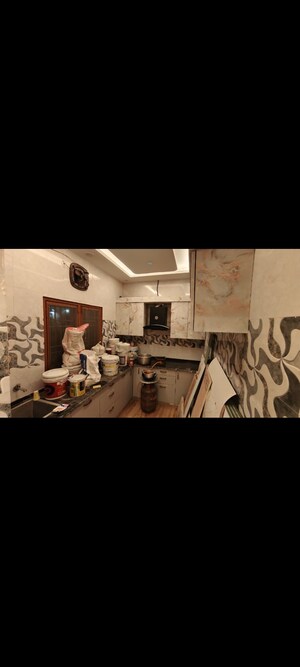 Master Bedroom in 2 BHK Builder Floor at Soho Awas Apartments, Gyan Khand I – for Rent