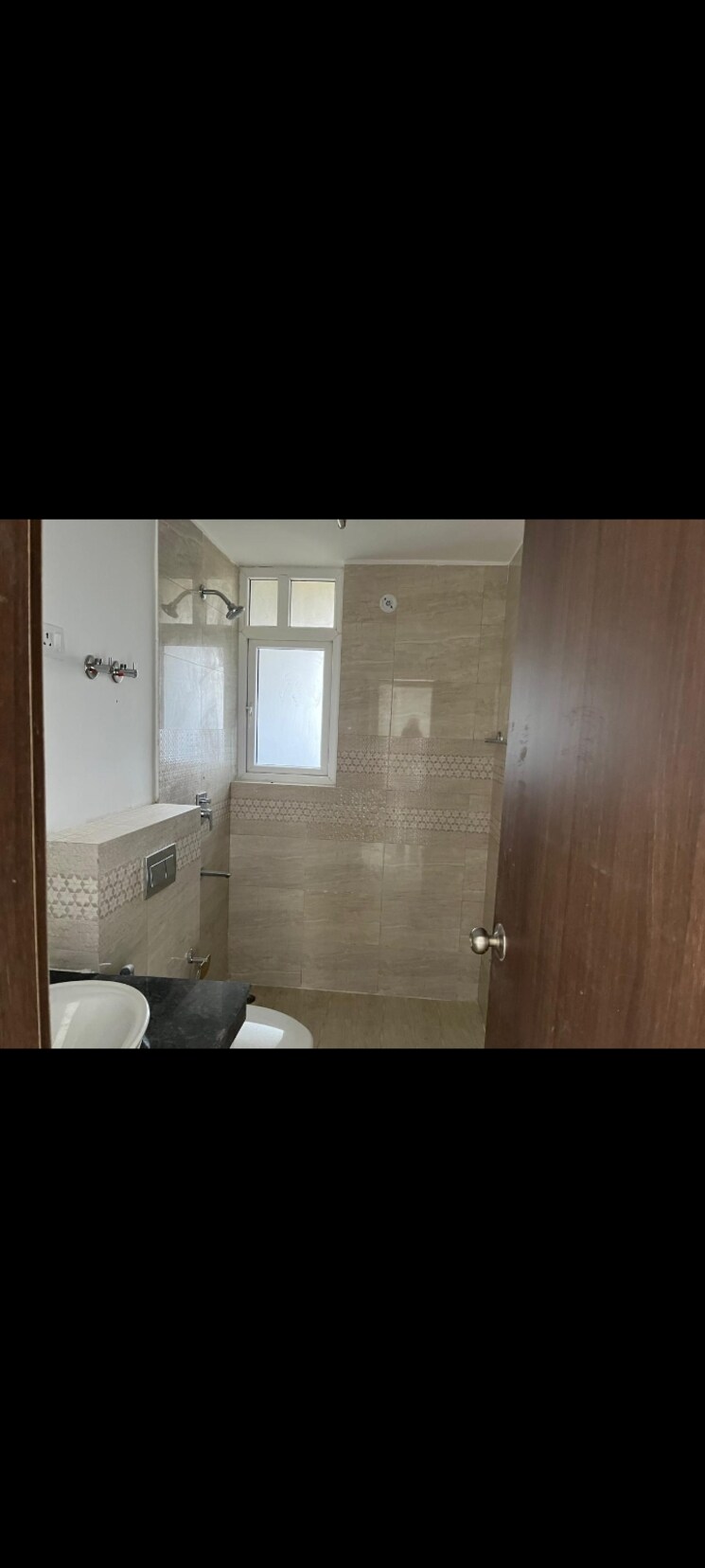 Bathroom, ats-le-grandiose 3 Bedroom 1625 Sq.Ft. Apartment In Sector 150 Noida 9509134