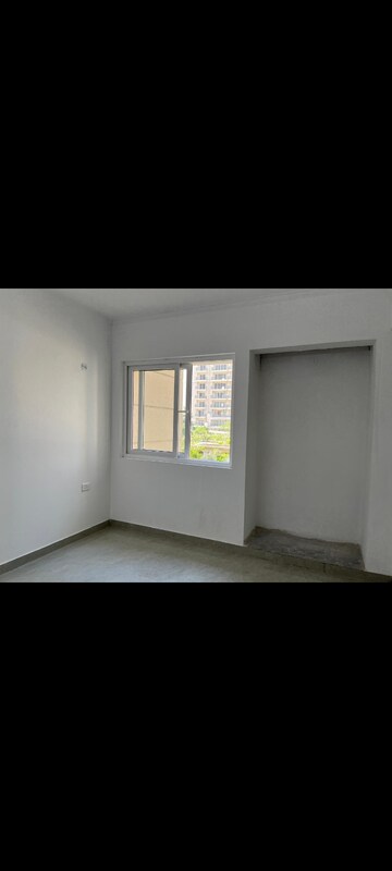 Room in 3 BHK Apartment at ATS Le Grandiose, Sector 150 – for Sale