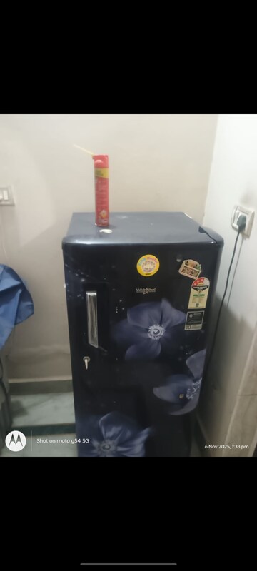 Furnished Amenities in 1 BHK Builder Floor at DLF Regent House, Dlf Phase iv – for Rent