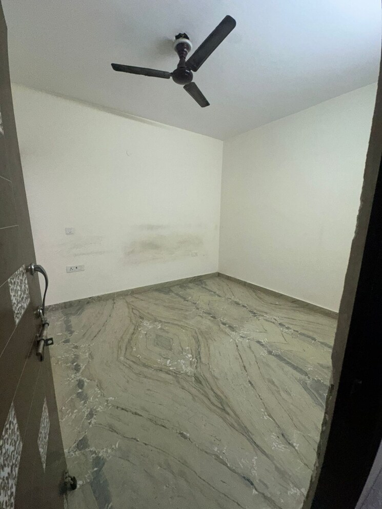 Room, jangpura 2 Bedroom 900 Sq.Ft. Independent House In Jangpura Delhi 9509196