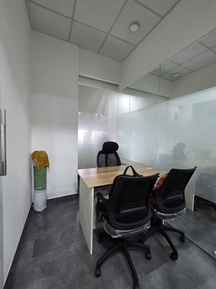 Team Area, satra-plaza Commercial Office Space 1960 Sq.Ft. In Vashi Sector 19d Navi Mumbai 9509187