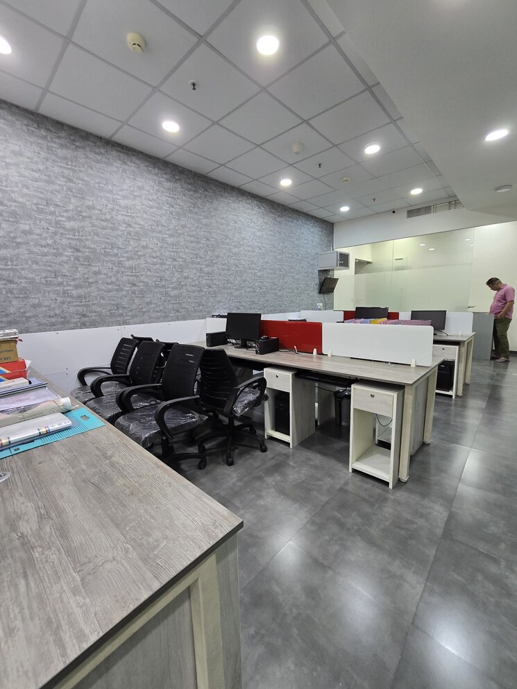 Team Area, satra-plaza Commercial Office Space 1960 Sq.Ft. In Vashi Sector 19d Navi Mumbai 9509187