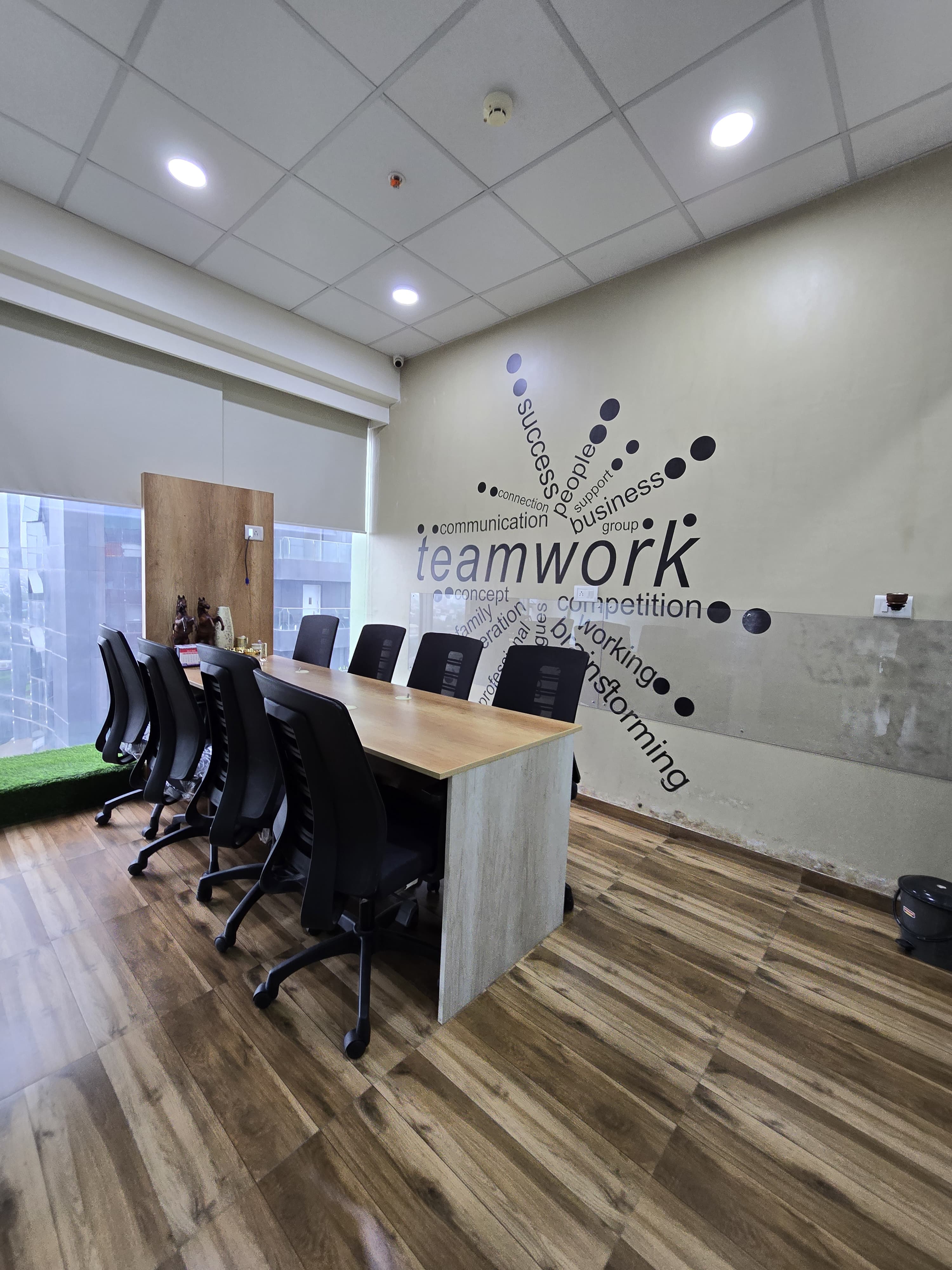 Office Space For Rent in Satra Plaza