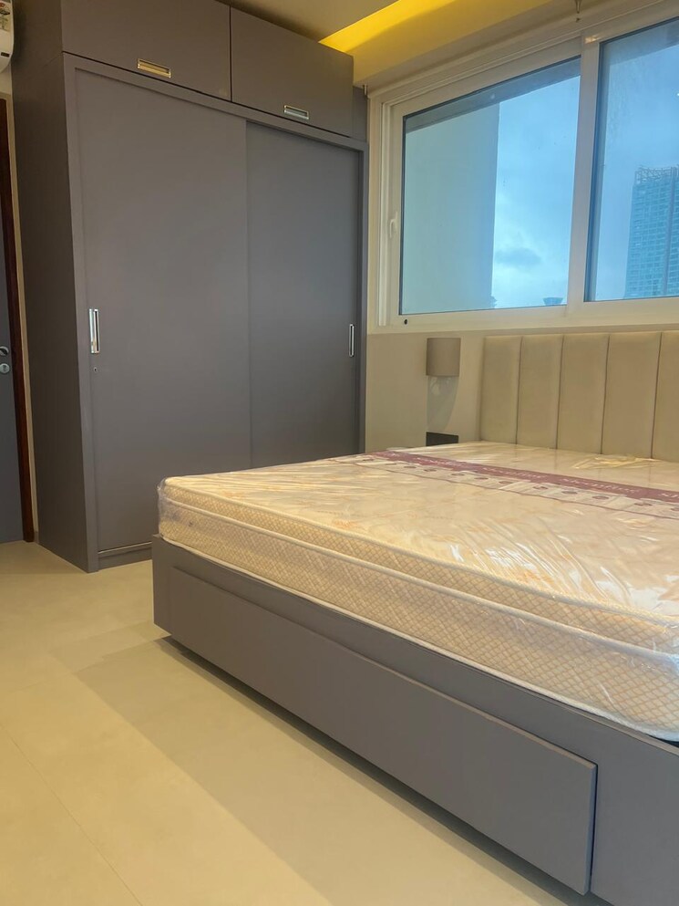 Bedroom, vraj-tiara 2 Bedroom 1000 Sq.Ft. Apartment In Worli Mumbai 9509217