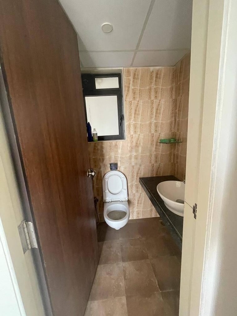 Bathroom, lodha-crown-quality-homes 2 Bedroom 475 Sq.Ft. Apartment In Majiwada Thane 9509206