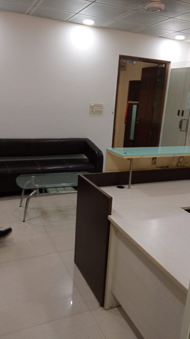 Team Area, greenscape-the-affaires Commercial Office Space 3200 Sq.Ft. In Sanpada Navi Mumbai 9509224