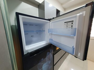 Furnished Amenities in 1 BHK Apartment at Lodha Amara, Kolshet Road – for Rent