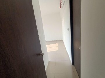 Room in 2 BHK Apartment at Shapoorji Pallonji Joyville Hinjewadi, Hinjewadi – for Rent