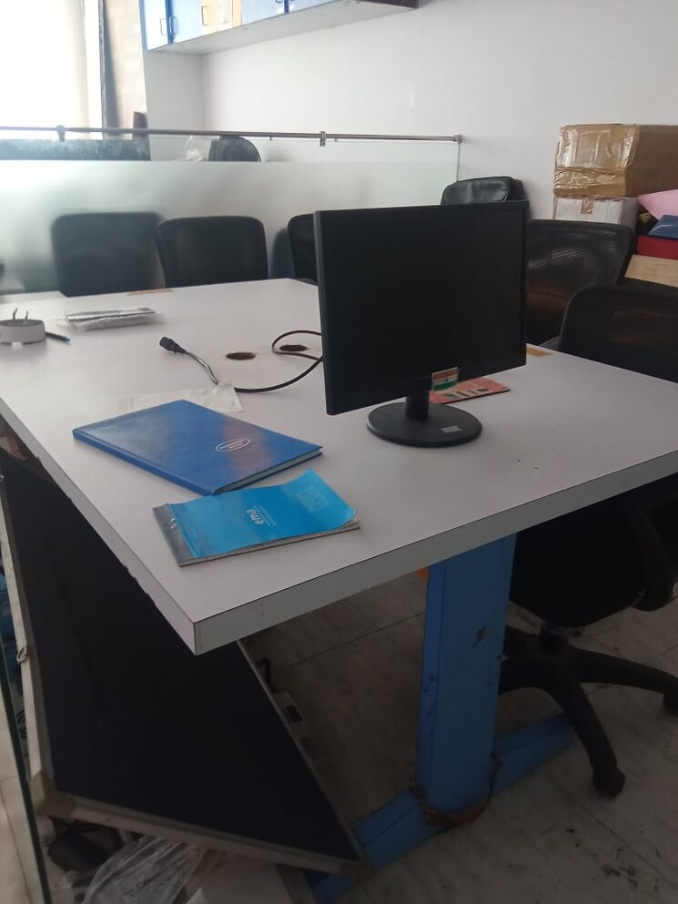 Team Area, rupa-solitaire Commercial Office Space 1500 Sq.Ft. In Kopar Khairane Navi Mumbai 9509264